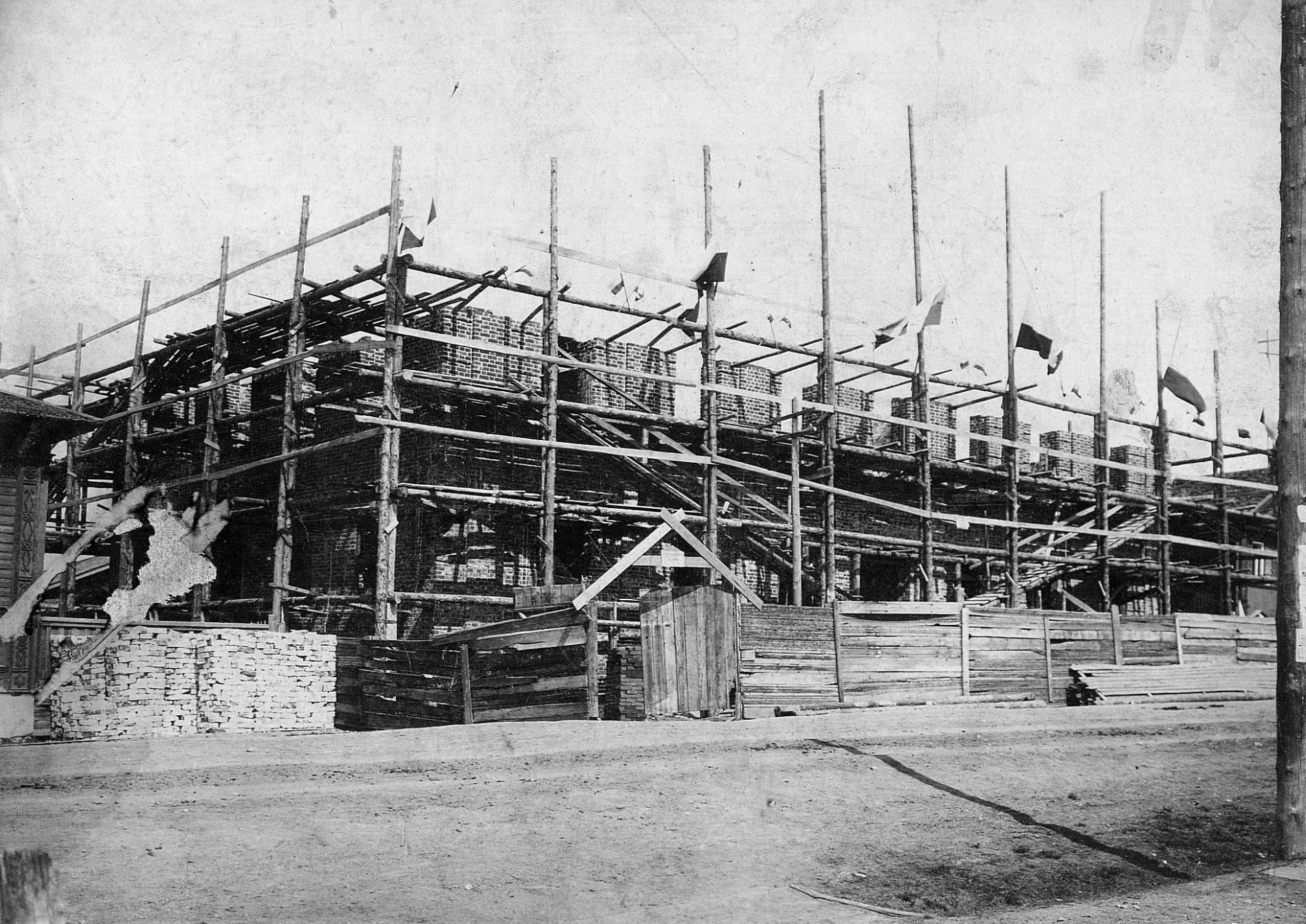 Закладка театрального зала 1914 год.
