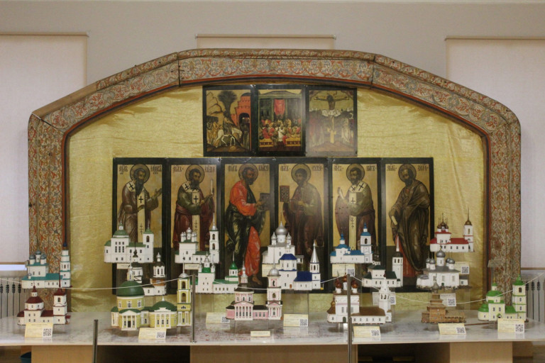 макеты белозерских храмов в музее «Белозерск исторический»