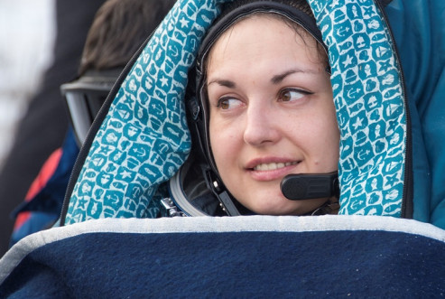 Елена Серова после приземления спускаемого аппарата корабля «Союз ТМА-14М». 12 марта 2015 года